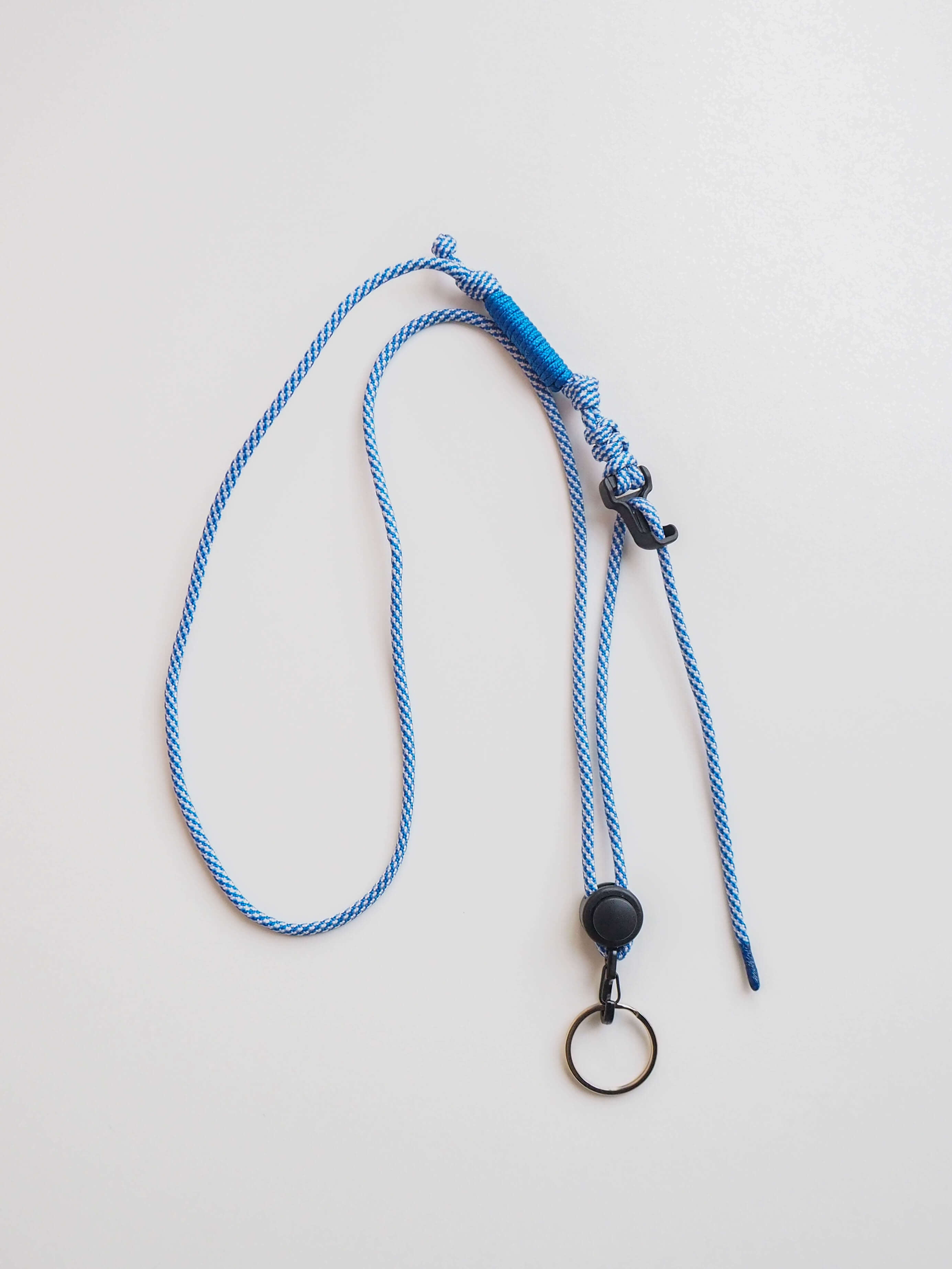 Шнурок на штаны