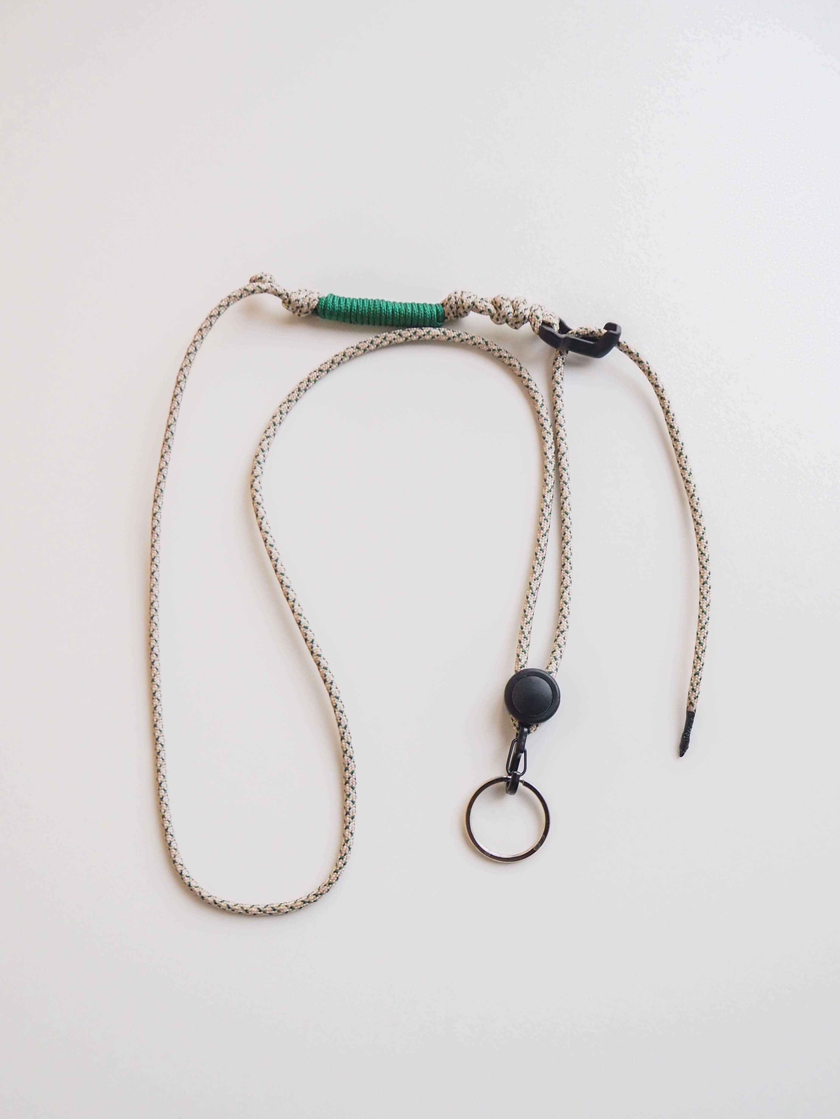 Шнурок на штаны