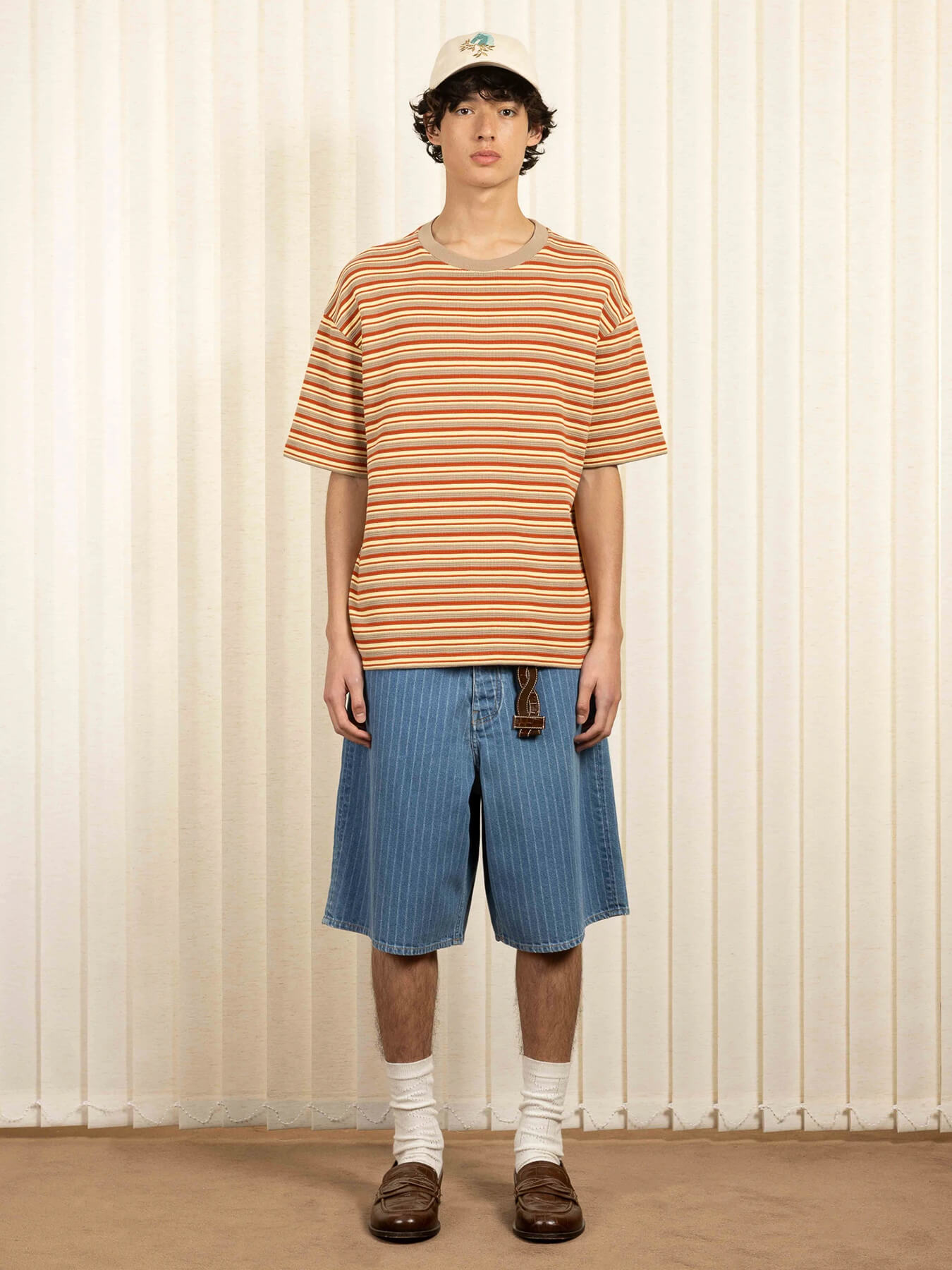 Футболка RAYE