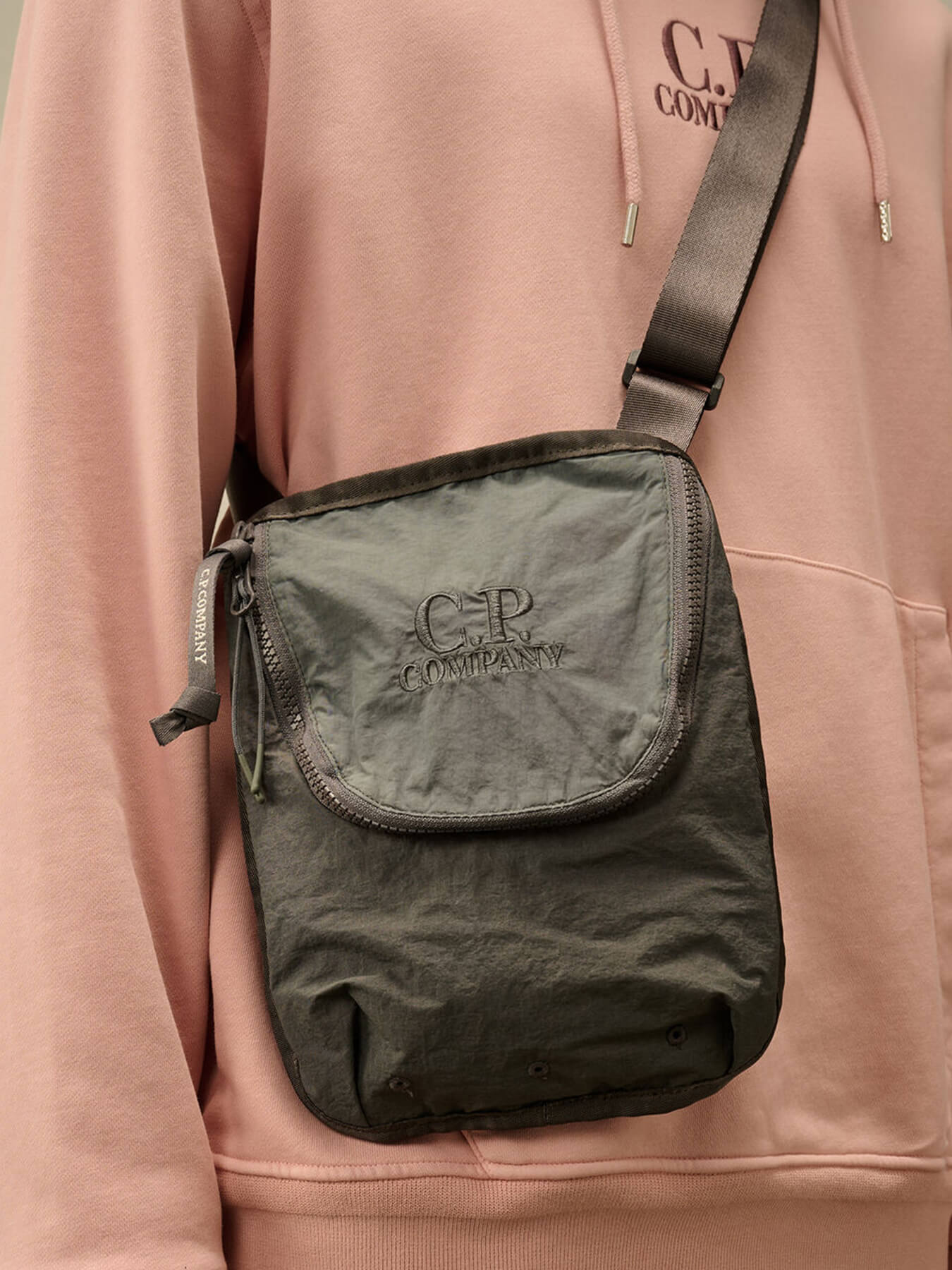 Сумка PLAIN PAPER TOUCH SHOULDER