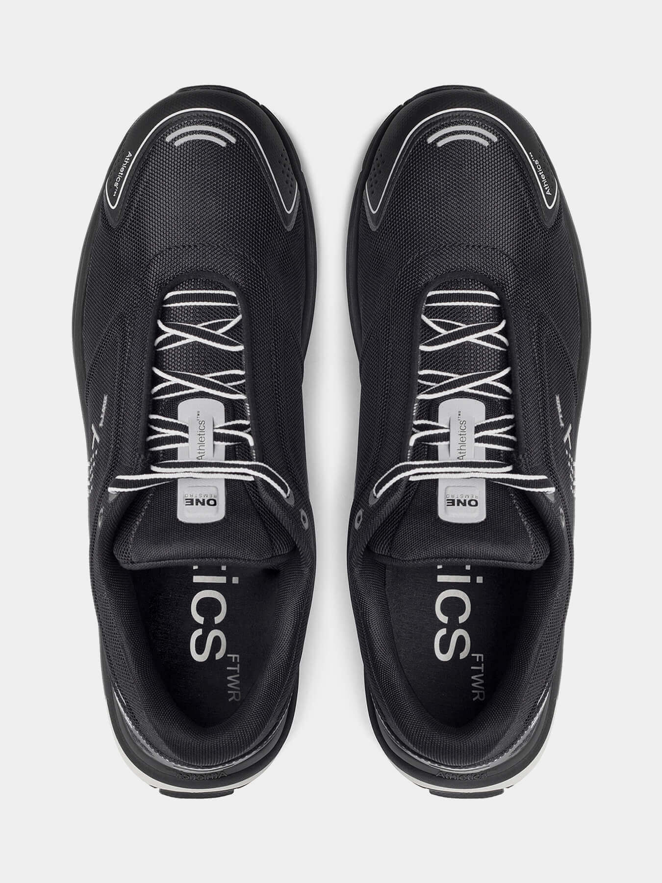 Кроссовки ONE