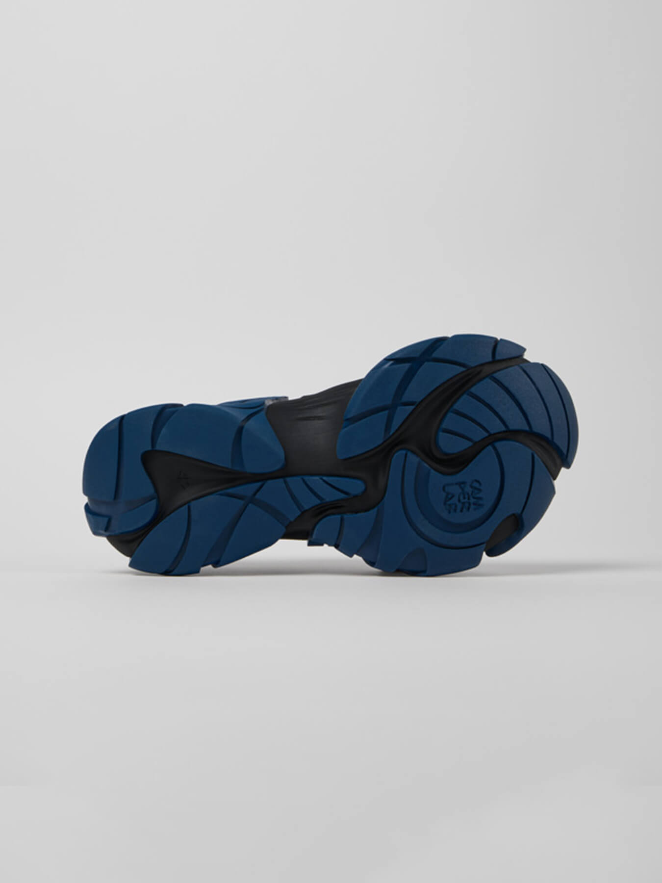 Кроссовки TORMENTA