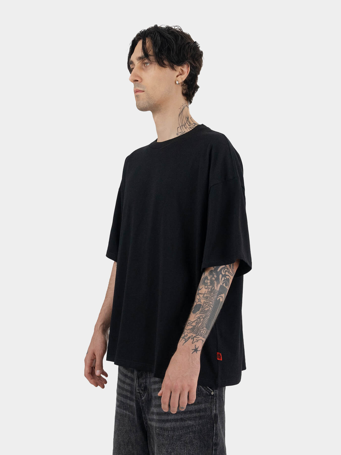 Футболка BLACK RELAXED