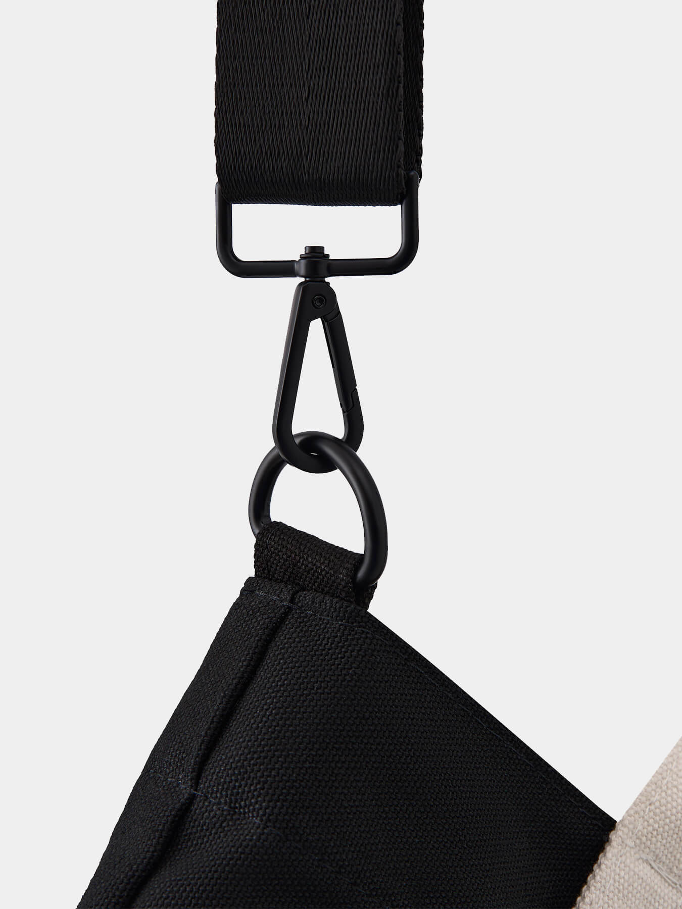 Тоут из канваса