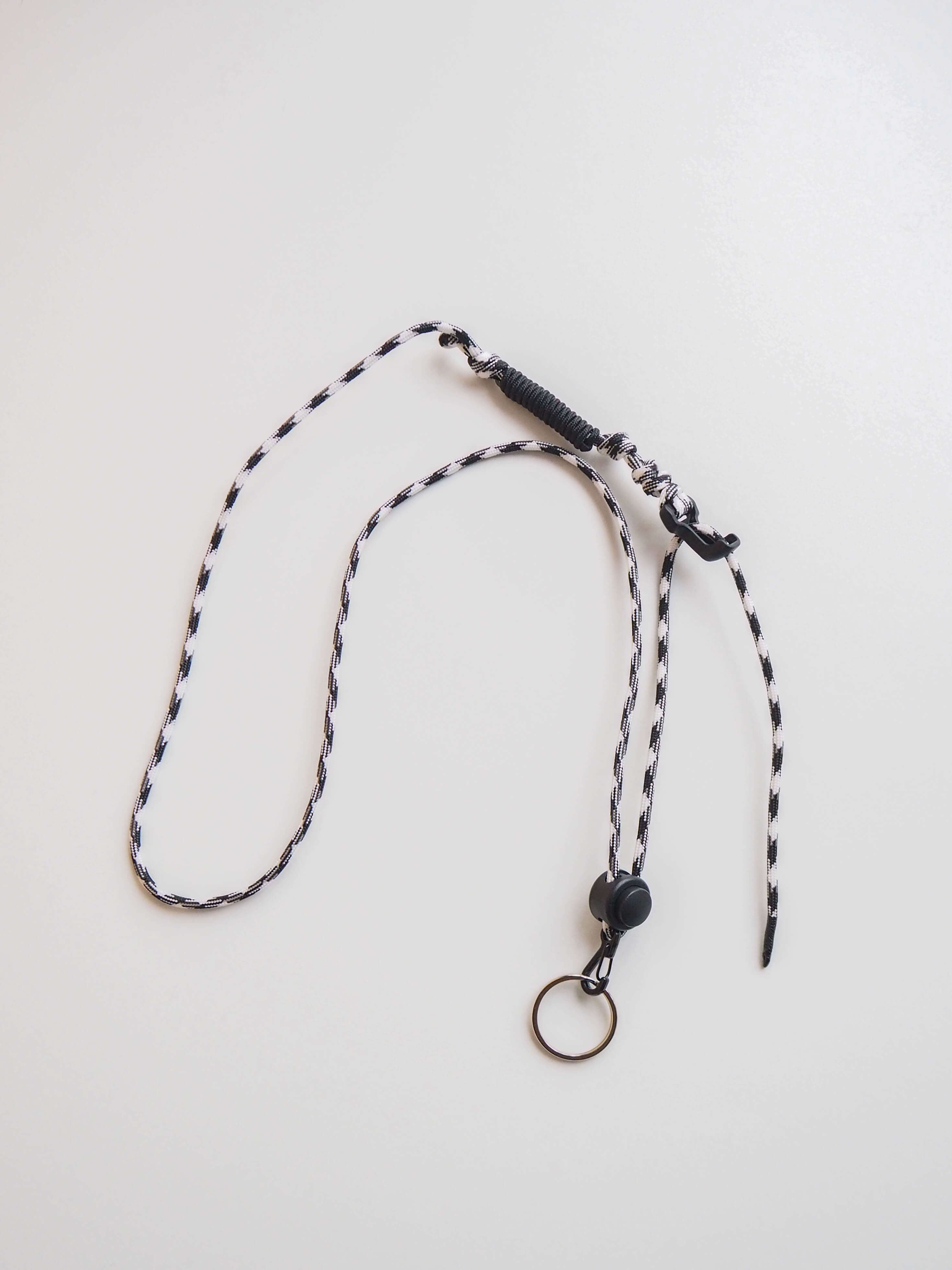 Шнурок на штаны