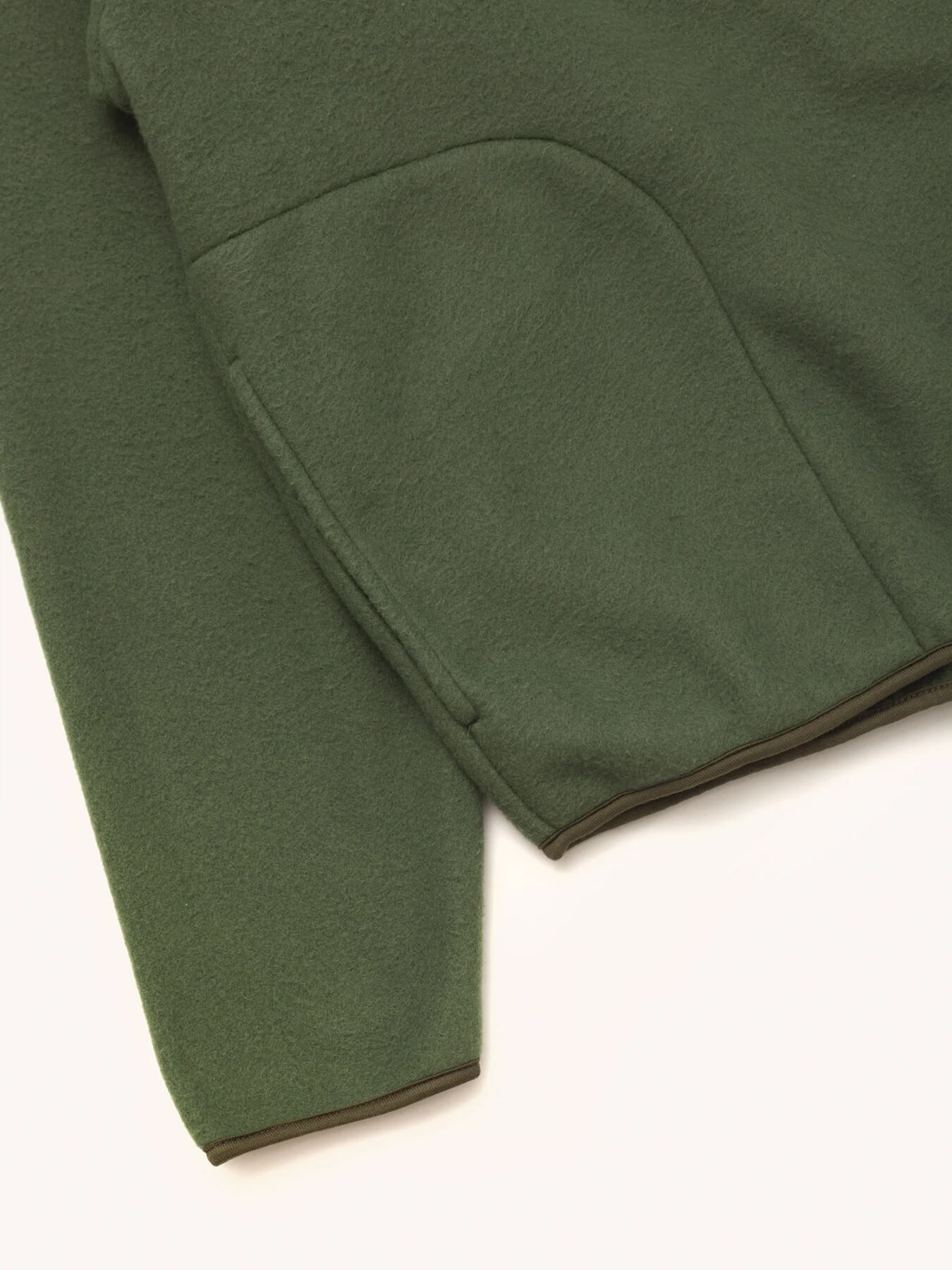 Свитшот ALWAYS ADORED