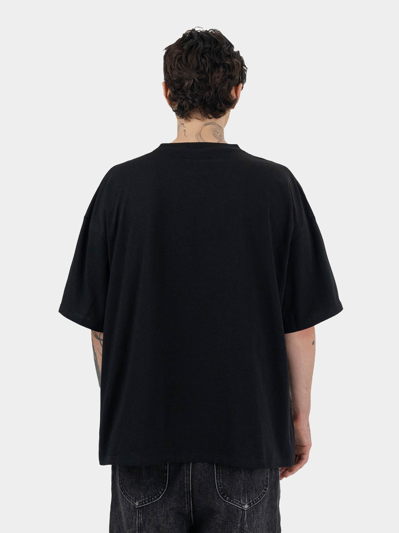 Футболка BLACK RELAXED