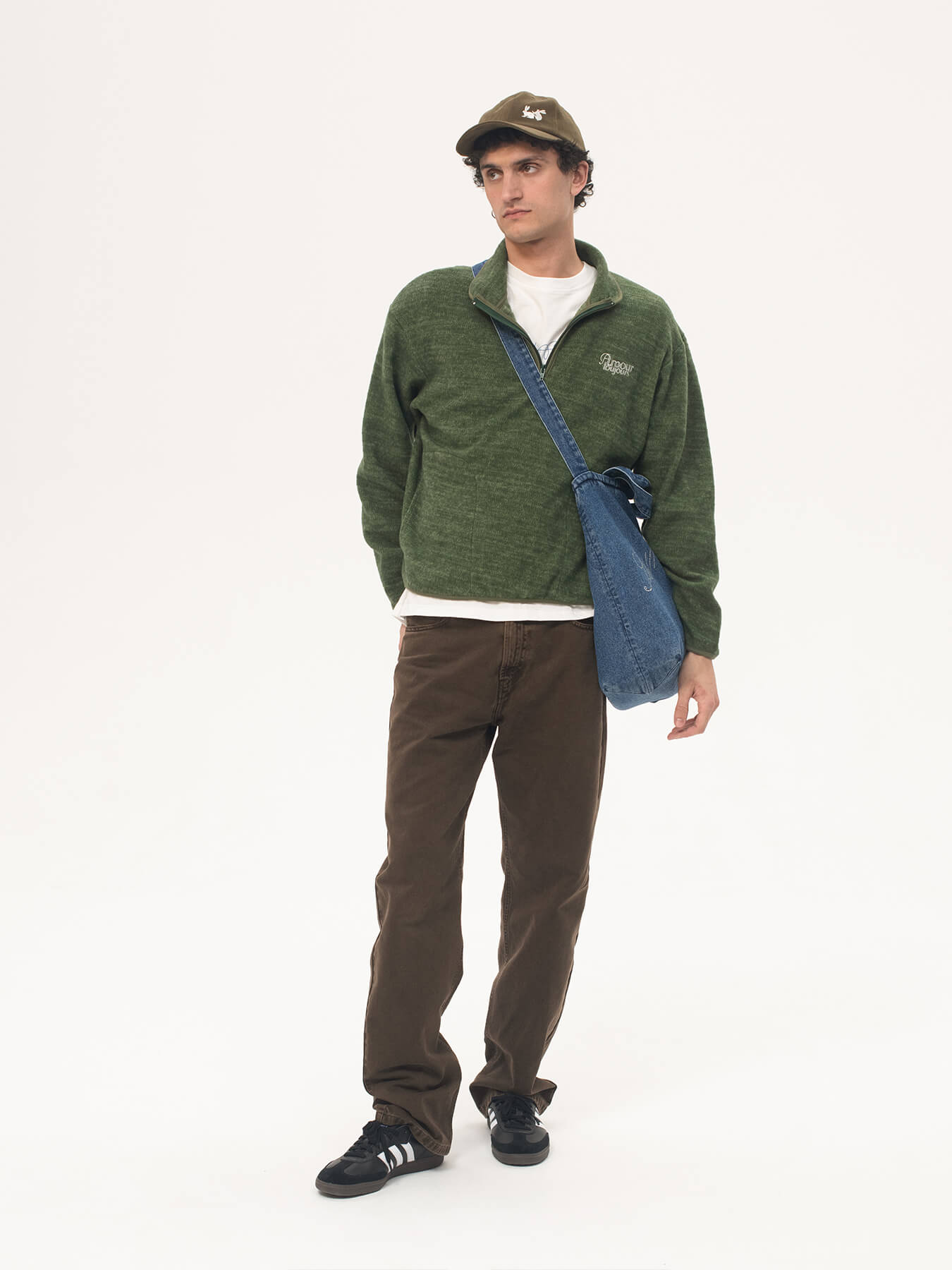 Свитшот ALWAYS ADORED