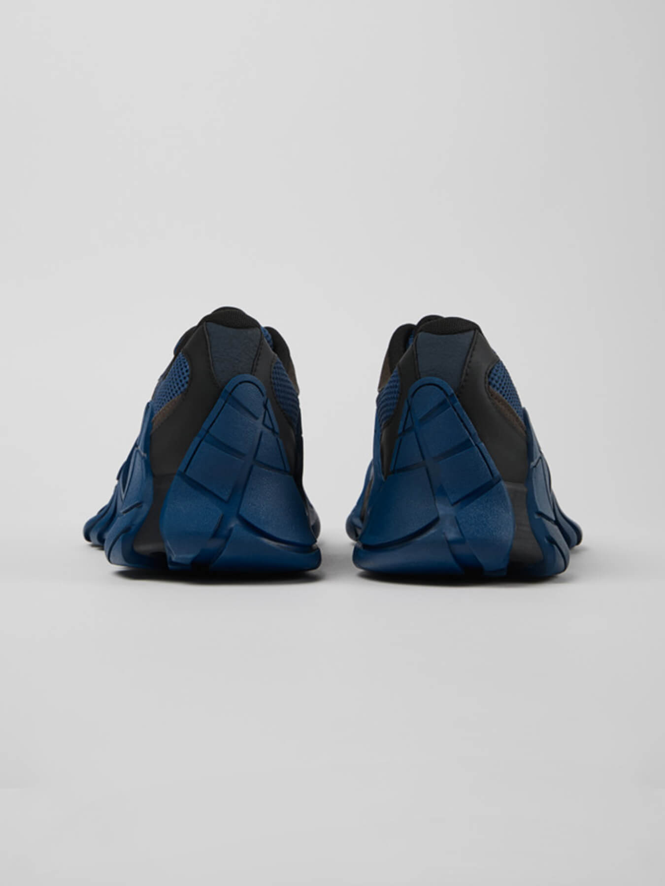 Кроссовки TORMENTA