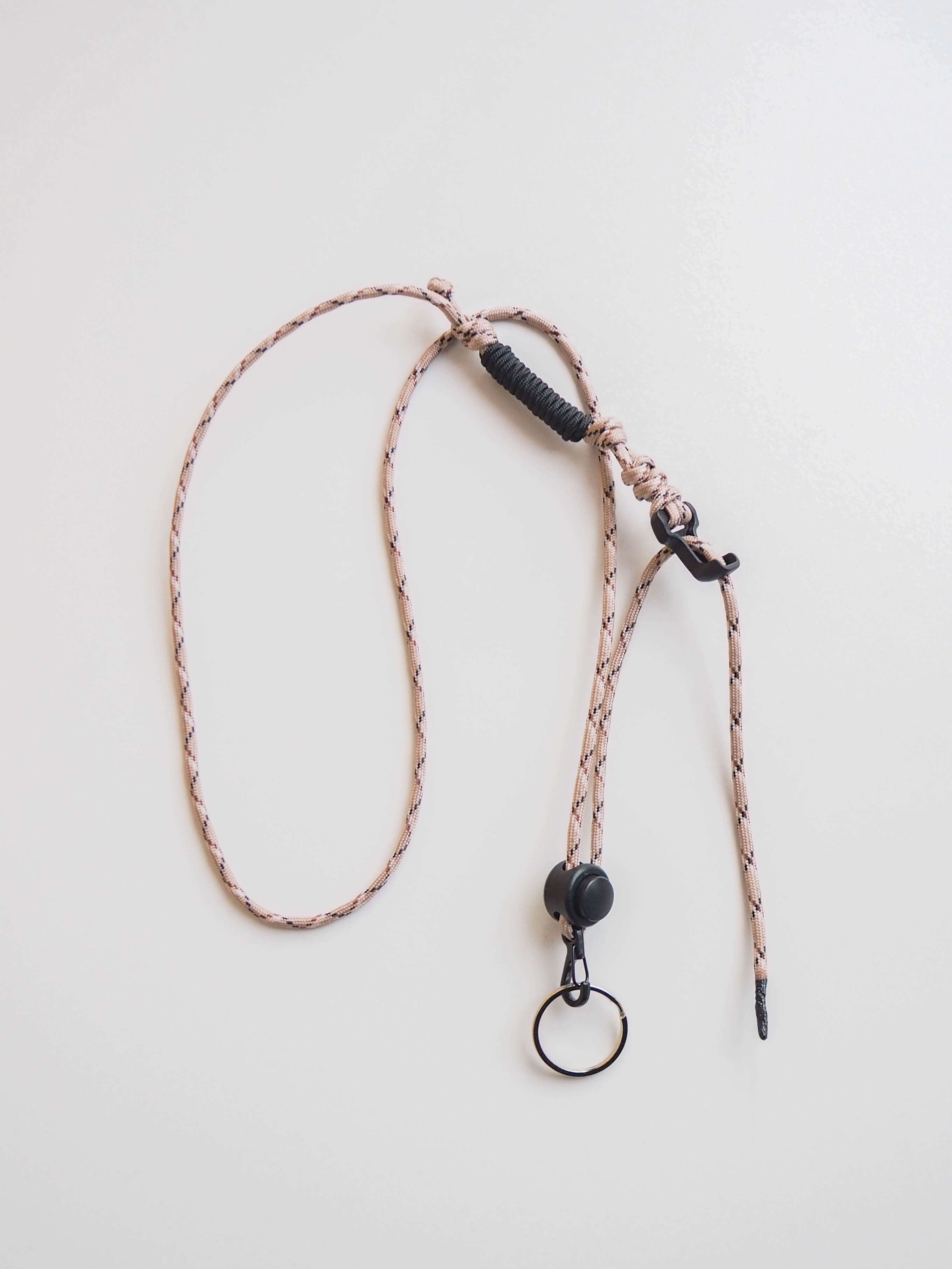 Шнурок на штаны