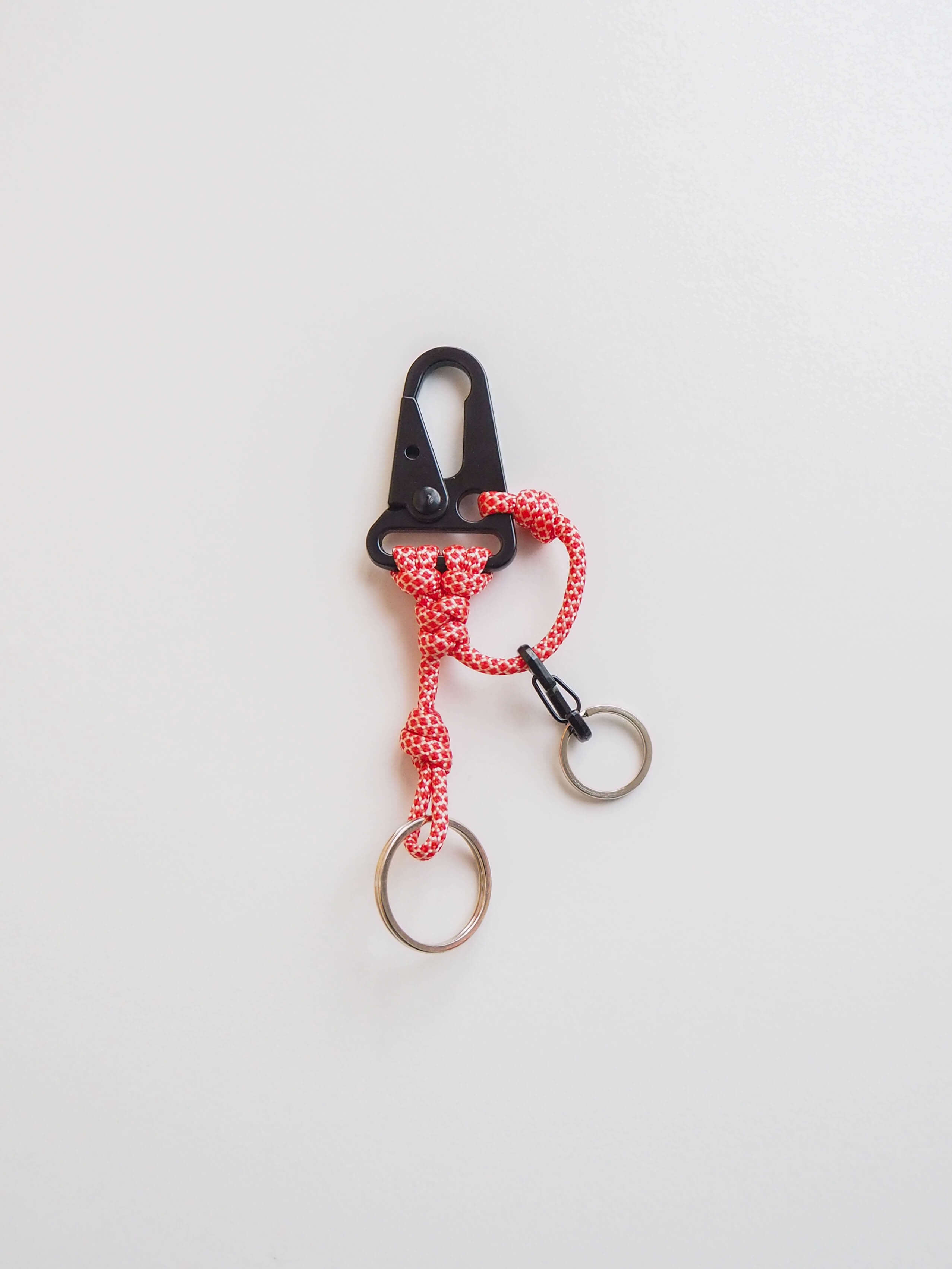 Двойной карабин