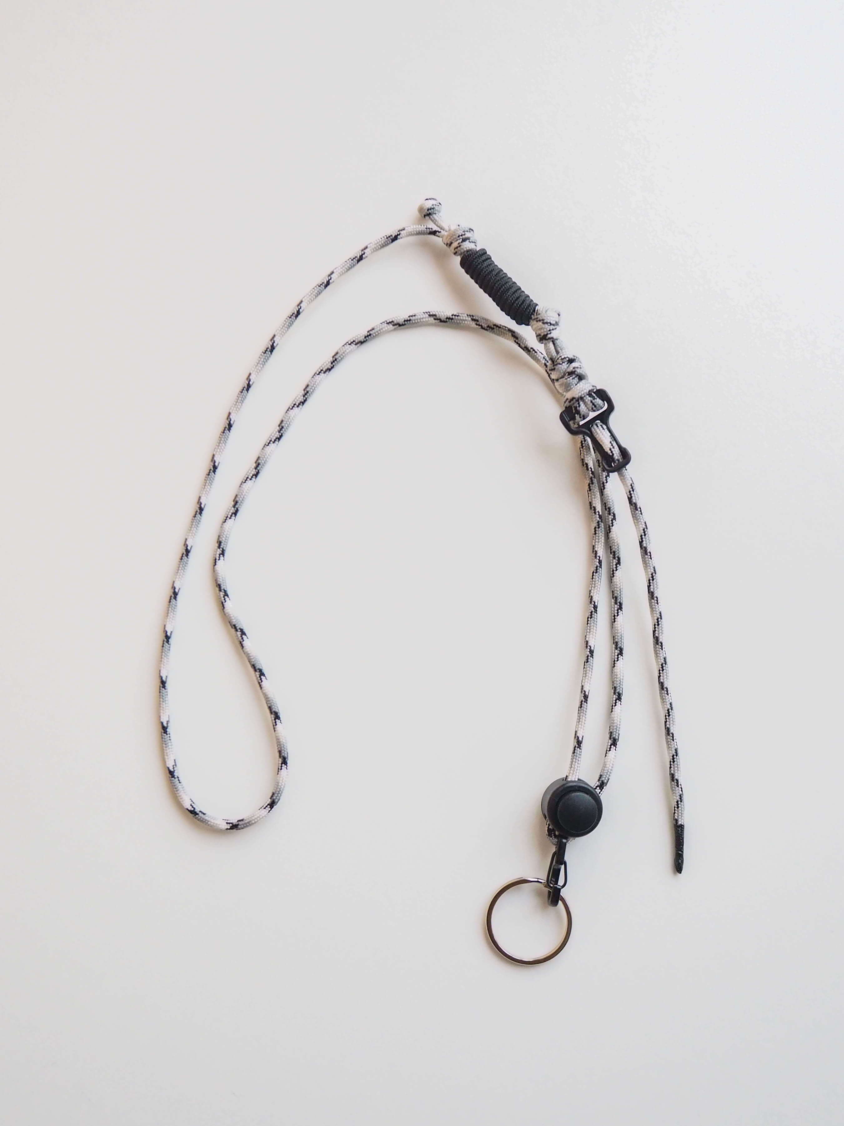 Шнурок на штаны