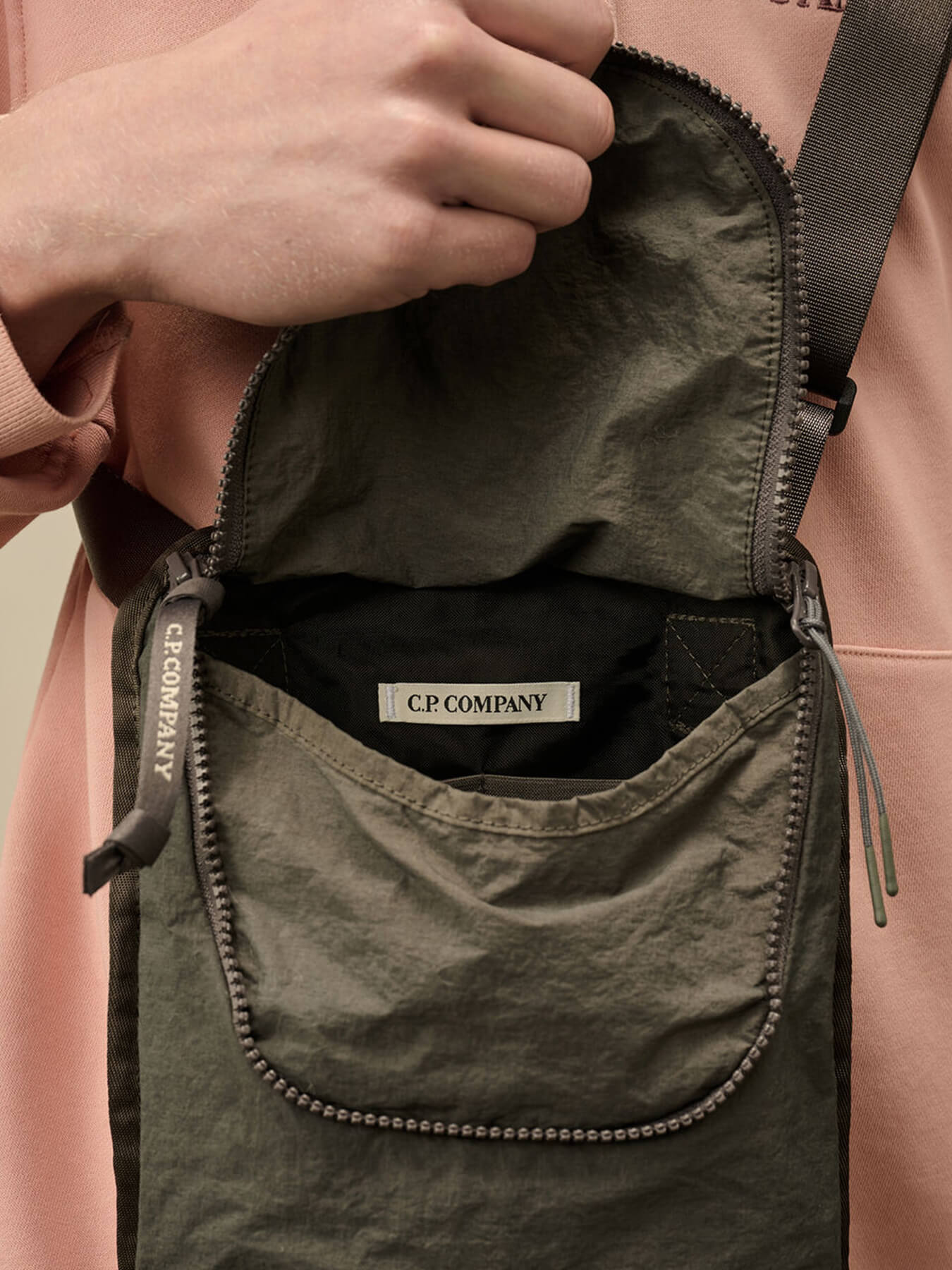 Сумка PLAIN PAPER TOUCH SHOULDER