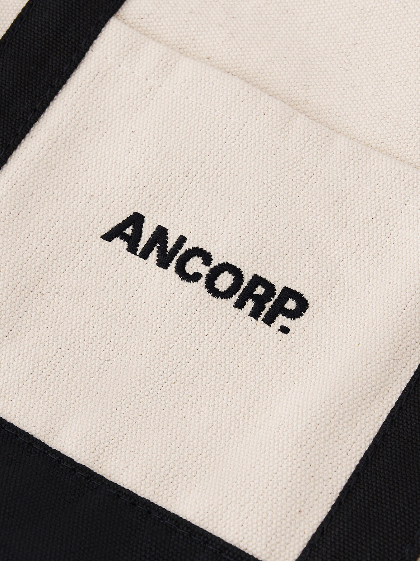 Тоут из канваса