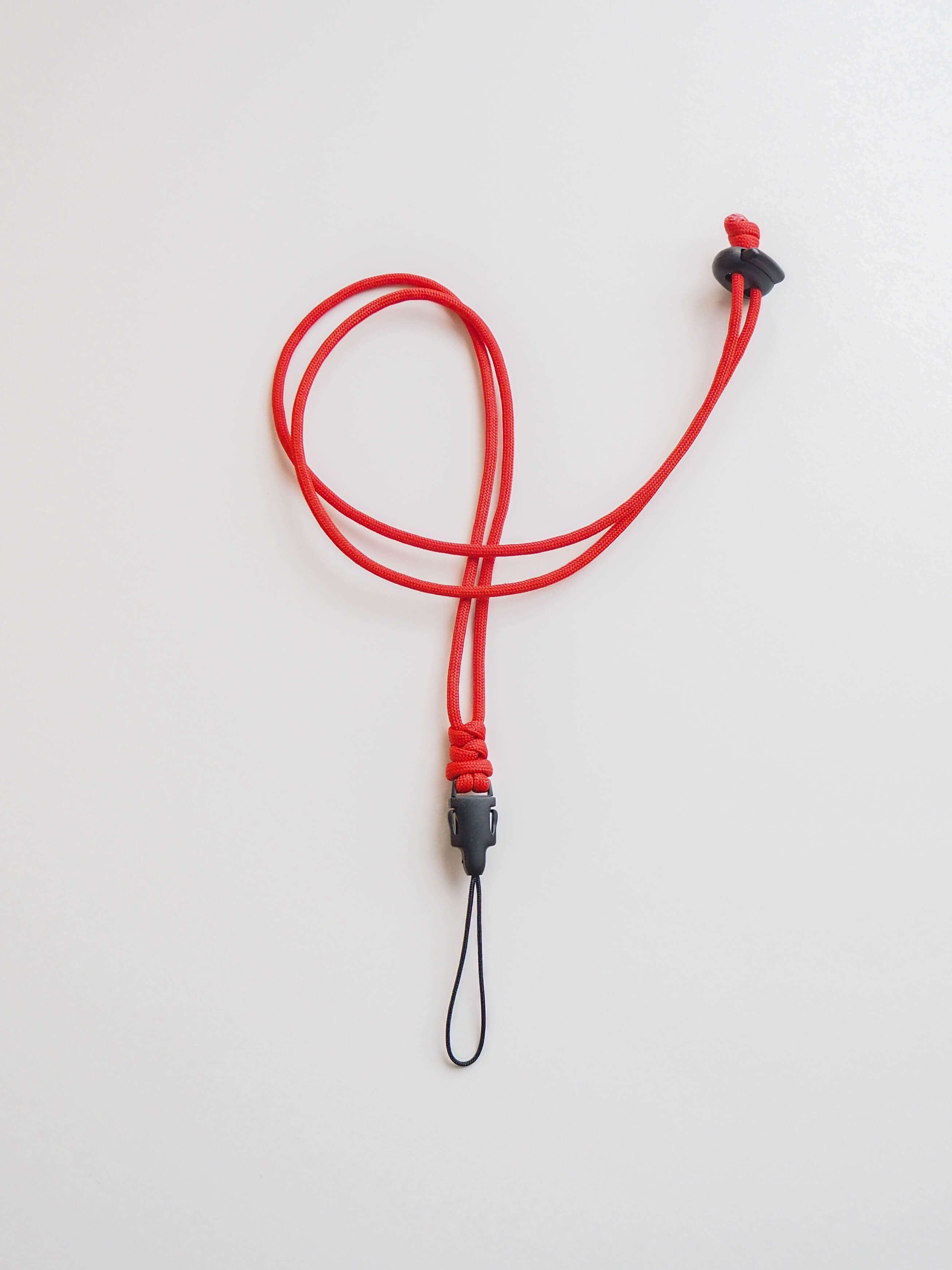 Шнурок 35 мм на шею