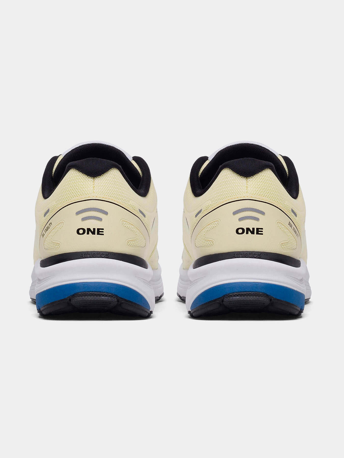 Кроссовки ONE