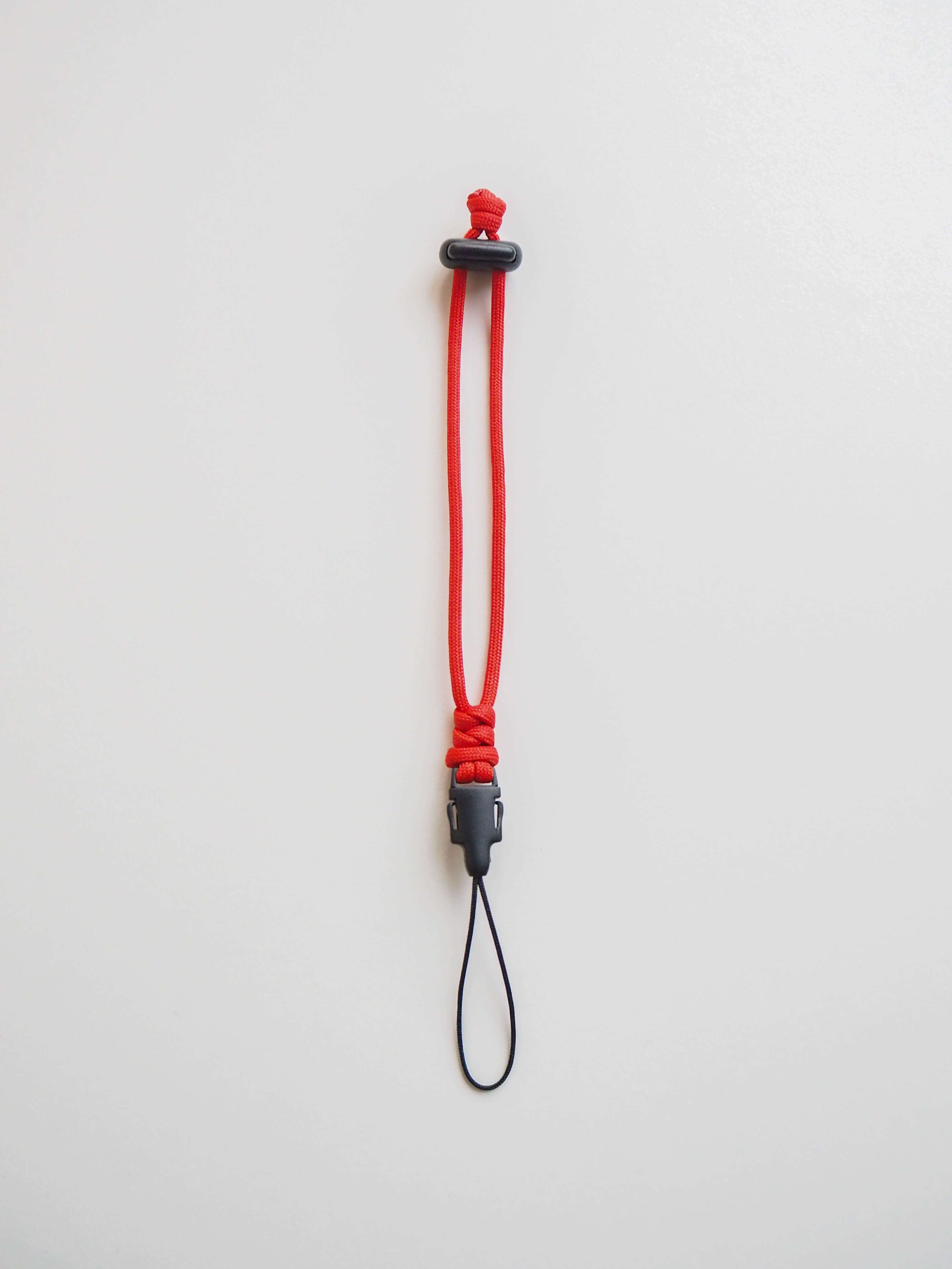 Шнурок 35 мм на руку