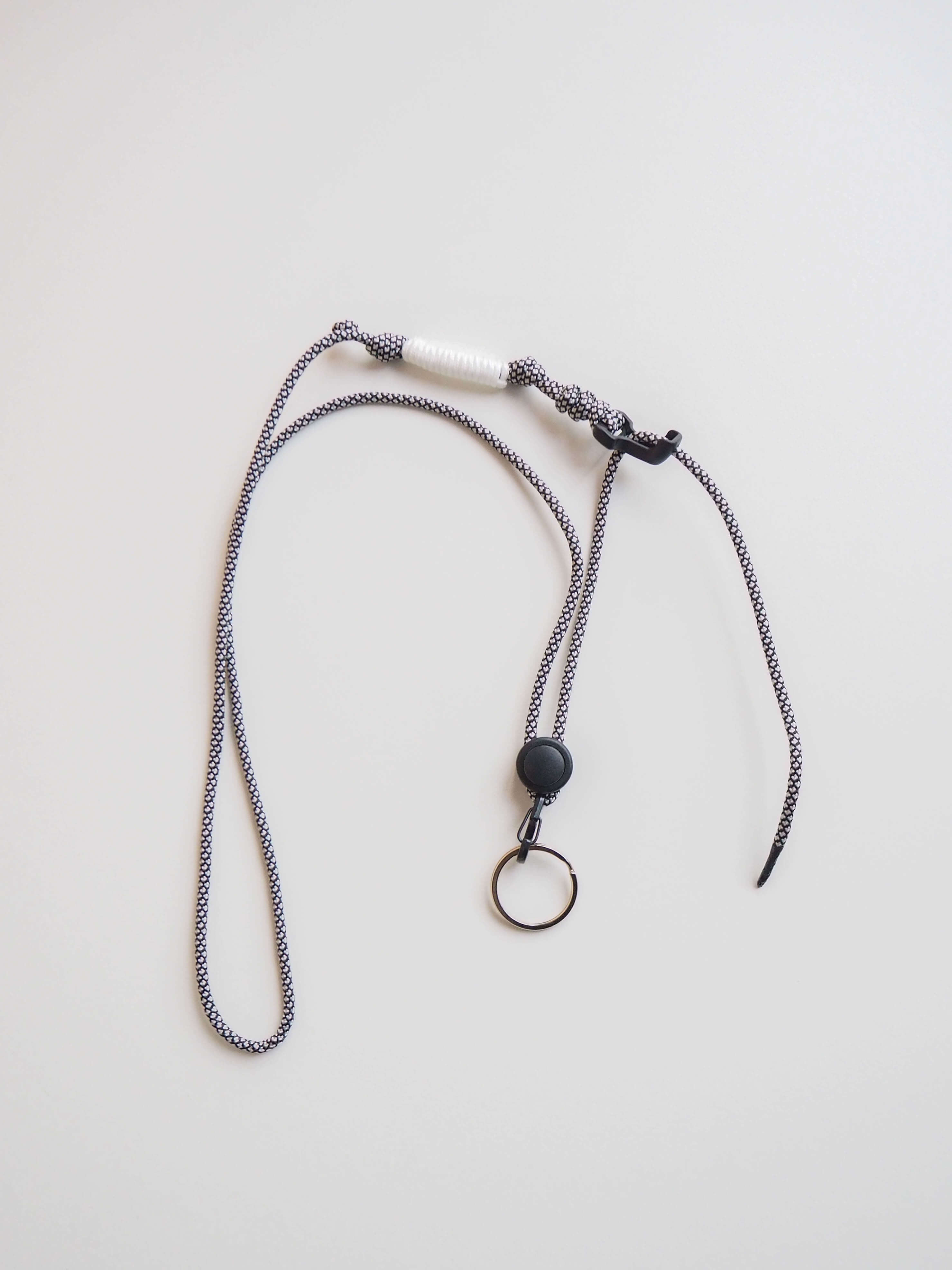 Шнурок на штаны