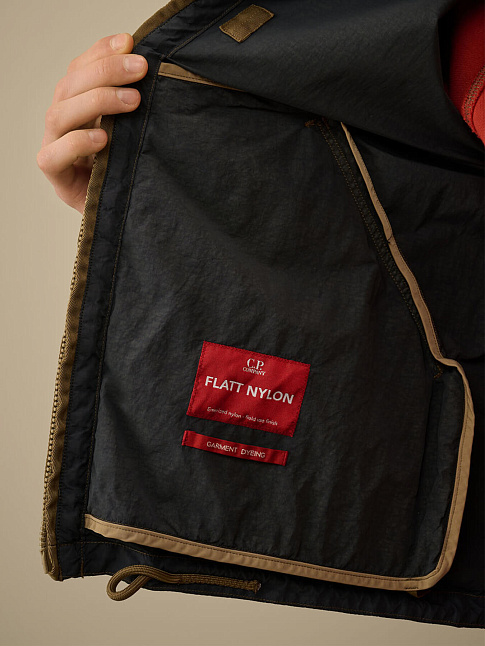 Куртка CONTRAST FLATT NYLON HOODED (размер L, цвет 891)