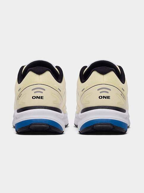 Кроссовки ONE (размер 43, цвет WAX YELLOW)