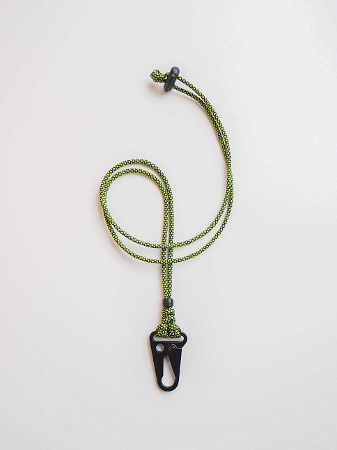 Чёрный карабин на шею (размер one size, цвет Разноцветный)