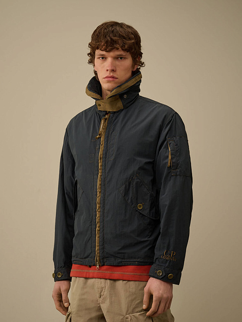 Куртка CONTRAST FLATT NYLON HOODED (размер L, цвет 891)