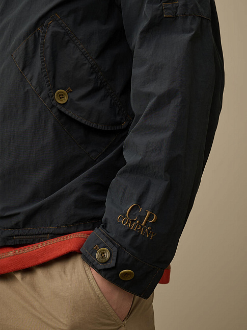 Куртка CONTRAST FLATT NYLON HOODED (размер L, цвет 891)